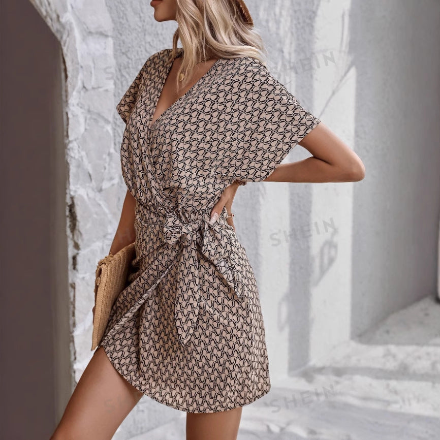 Sofie | Kleid mit V-Ausschnitt und Schnürung